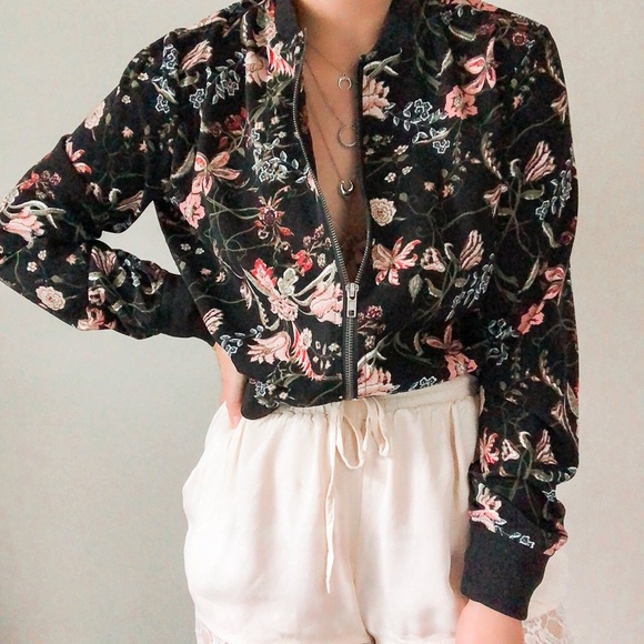 Vintage Jackets & Blazers - VINTAGE • black floral boho bomber jacket